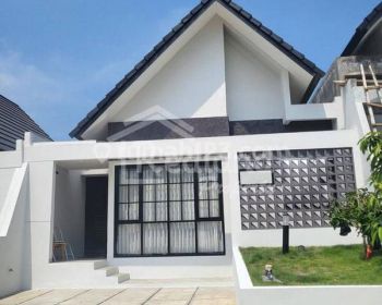 Rumah di The Miles Bsb City , Semarang Me 5956