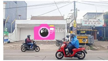 RUKO 1 1/2 LANTAI STRATEGIS DEKAT TOL JORR JATIWARNA