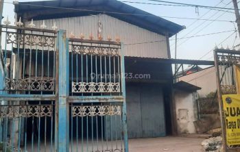 Gudang Strategis di Jalan Raya Kendal Semarang Jawa Tengah