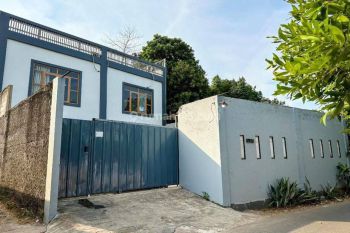 Dijual Ruko/workshop kondisi rapi,siap huni lokasi strategis, pinggir jalan, 2