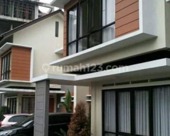 Rumah 2 Lantai Terawat Siap Huni Lembang Jayagiri Harga Terbaik