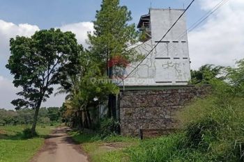 Gudang siap huni pabrik dan tempat tinggal di Ketapang Bandung