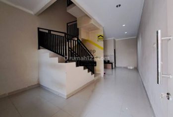 Disewa Rumah Tanjung Duren, Kt 3, 3 Lantai, Minimalis, Selangkah Ke Central Park