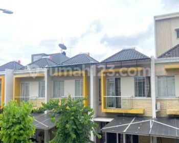 SEWA RUMAH PALING MURAHH SIAP HUNI DUA LANTAI
