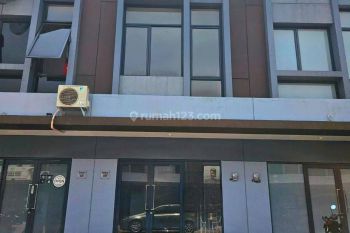Sewa Ruko Baru Avenix di Bsd 2 Lantai Luas 40m2 Kondisi Rapi
