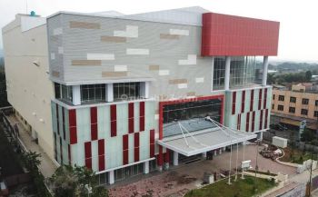 Memang ada Gedung Baru Super Strategis dengan Harga 250M ? Ada dongs ...