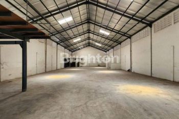 Gudang siap pakai dekat suramadu! Bisa