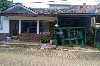Rumah Bagus SHM di Taman Harapan Baru, Bekasi k1248