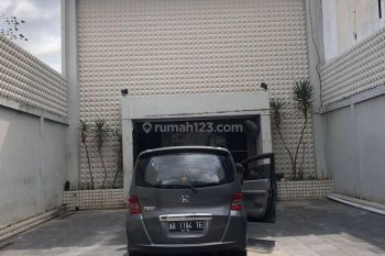 Ruang Usaha Strategis Di Maguwoharjo Sleman Yogyakarta