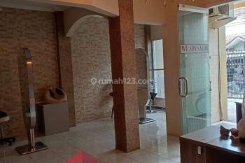 Rumah Tempat Usaha Minimalis Lux Strategis Jalan Cipedes Sukajadi