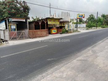 Mobil Simpangan Lancar, Tanah SHM di Godean Sleman