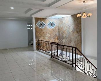 RUMAH BESAR LUX MAINROAD KOMPLEK SUMBER SARI