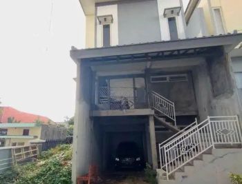 Rumah Semolowaru Selatan Strategis