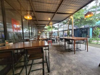 Disewakan Ruang Usaha Untuk Cafe di Dago Bandung Kota