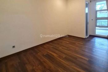 Rent Rumah: Sayap setiabudi