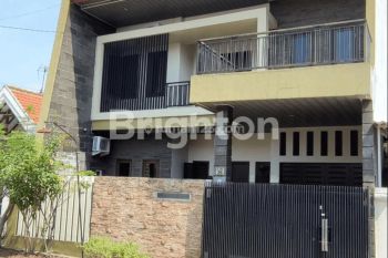 Rumah Bagus Terawat Siap Huni Rungkut Asri