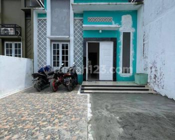 Rumah 1 lantai dekat rumah sakit kuliner dan bisa tempat usah