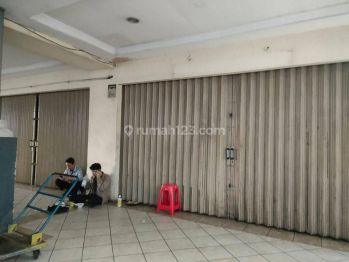 Ruko Gandeng Bagus Di Frenchwalk MOI **