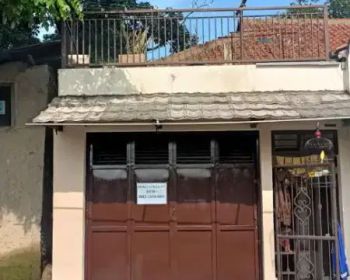 Dikontrakan ruko pinggir jalan