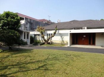 Disewakan Rumah di Kemang Jakarta Selatan