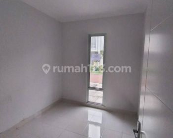 Rumah Disewa Minimalis Cantik Siap Huni di Taman Kopo Indah 5