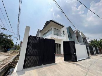 Meruya 9x10 Rp 1.99m, Exclusive, Jalan Lebar, Parkir 2 Mobil St