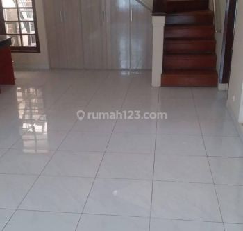 Disewakan Rumah Mewah Budisari