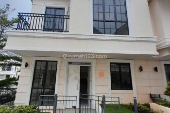 Rumah Asri Luas 3 Lantai Carport Luas di Margonite Lavon 2