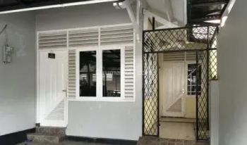 Rumah Dekat Dgn Sekolah Lorensia, Dekat Uni. Binus Alam Sutera, Tangerang