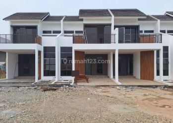Rumah 2 lantai di karawaci, loaksi mepet Gading serpong