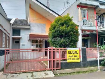 Rumah Lahan Luas 120m² di GDC Selangkah ke Stasiun Depok Lama