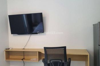 Denver balkon , Full furnish ada kompor listrik Apartemen Denver Furnished Baru