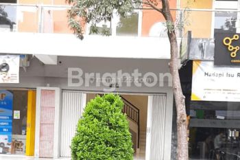 Murah Gwalk 2 lantai Parkiran Luas Nol Jalan Kondisi Sangat Terawat