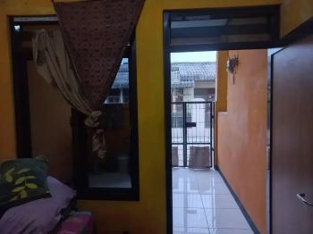 DISEWAKAN KONTRAKAN 3 PETAK RAJEG