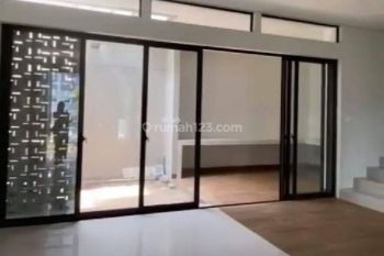 Sewa Rumah Cluster Flora Summarecon