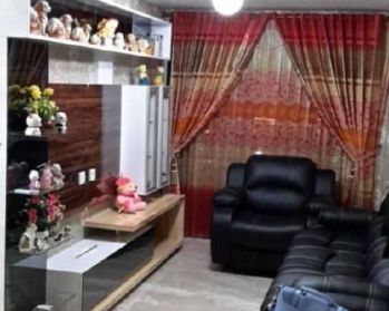 Apartemen The Peak Di Atas Tunjungan Plaza 5, Strategis