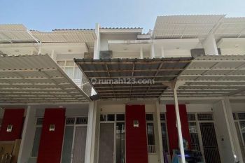 Sewaa Rumah Ukuran 4x15 Siap Huniii  Bagus