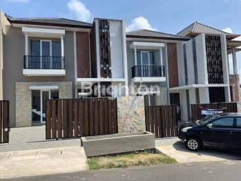 / KAN VILLA DI NUSA DUA