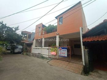 Rumah 2 Lantai Merangkap Kost Putri SHM Nempel Galaxy Bekasi