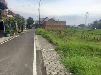 Siap bangun tanah di teluk grajakan malang