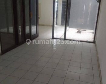 Ruang Usaha Dijual Strategis di Cibadak