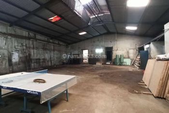 Dijual Gudang & Rumah Cikawao Tengah Kota Bandung