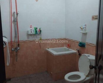 Rumah 2 Lantai Semi Furnished di Citra Garden 2, Jakarta Barat