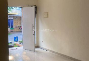 Disewakan rumah semi furnished, 3 kamar Bagus banget!!!!