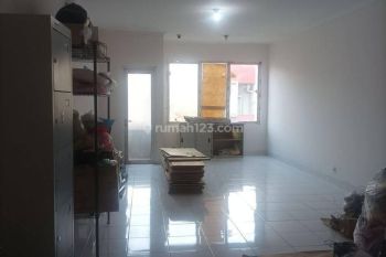 Disewakan  Ruko 2 Lantai Ruko Golden 8 Gading Serpong Bagus