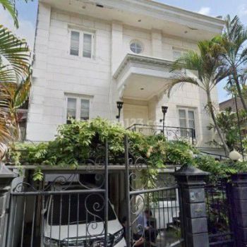 di BELI INI UNTUNG. RUMAH MEWAH GAYA AMERICAN CLASSIC. Pondok Hijau V, No. 8,