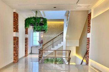 Dijual Cepat Ruko Mewah 4 Lantai ada Rooftop di Tangerang Selatan