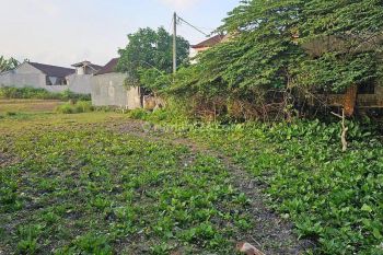 Tanah:625  M2(6,25 are ) super langka siap Bangun Di Utara Kerobokan Bali
