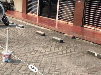 Kantor 4 Lantai di Puri Kencana Blok K7 Kembangan 64 m HGB Bagus