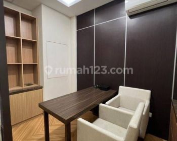 Ruko Furnished di Alam Sutera Dijual Cepat Saja!